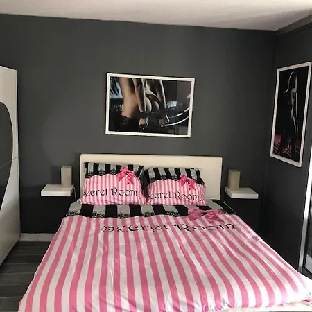 90, Heliopolis Fgh Au Village Naturiste Agde