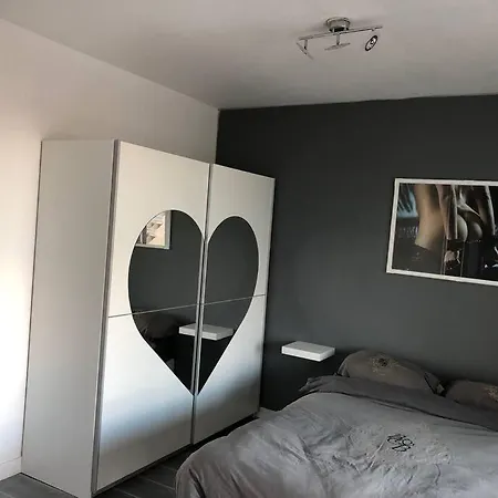 90, Heliopolis Fgh Au Village Naturiste Agde